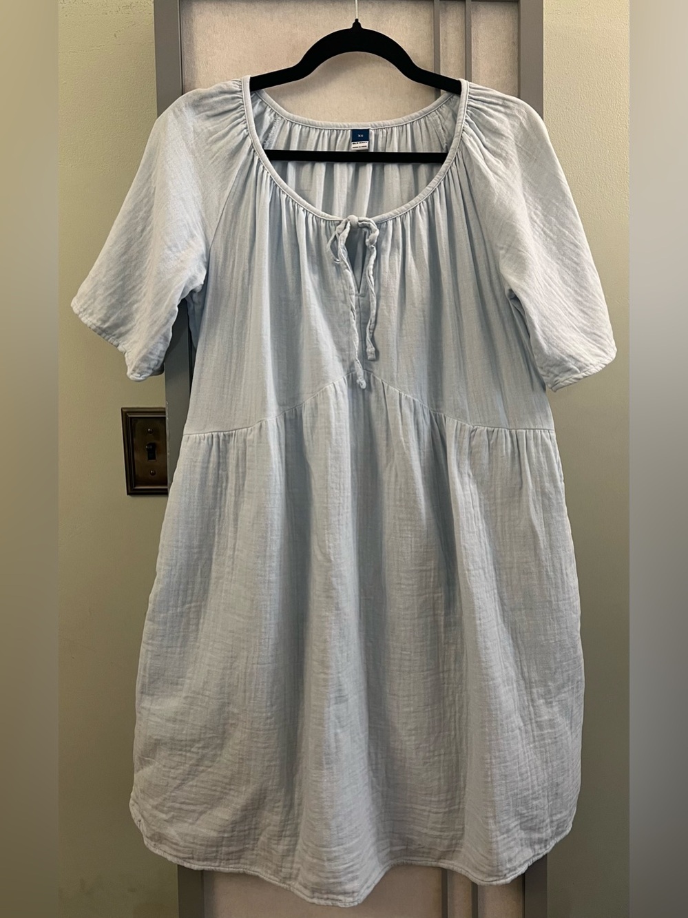 Old Navy XS Oversized Light Blue Cotton Peasant Dress with Tie Neck Short Sleeve